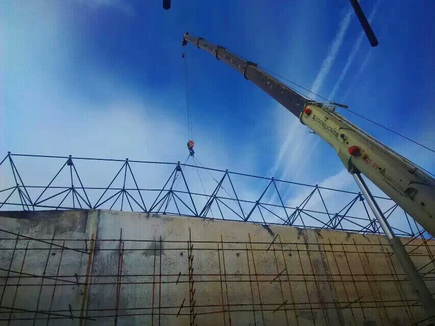 包头大跨度空间结构优选网架结构